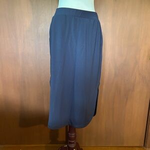 NWT Garnet Hill Classic Navy French Terry Midi Skirt – Size M